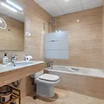 Center Only 150 M Luxury *